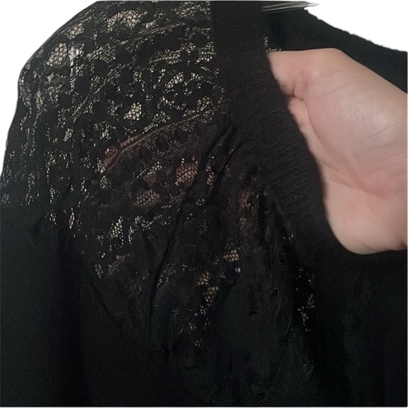 ⭐️NWT⭐️ Express black lace sweater - Picture 5 of 7